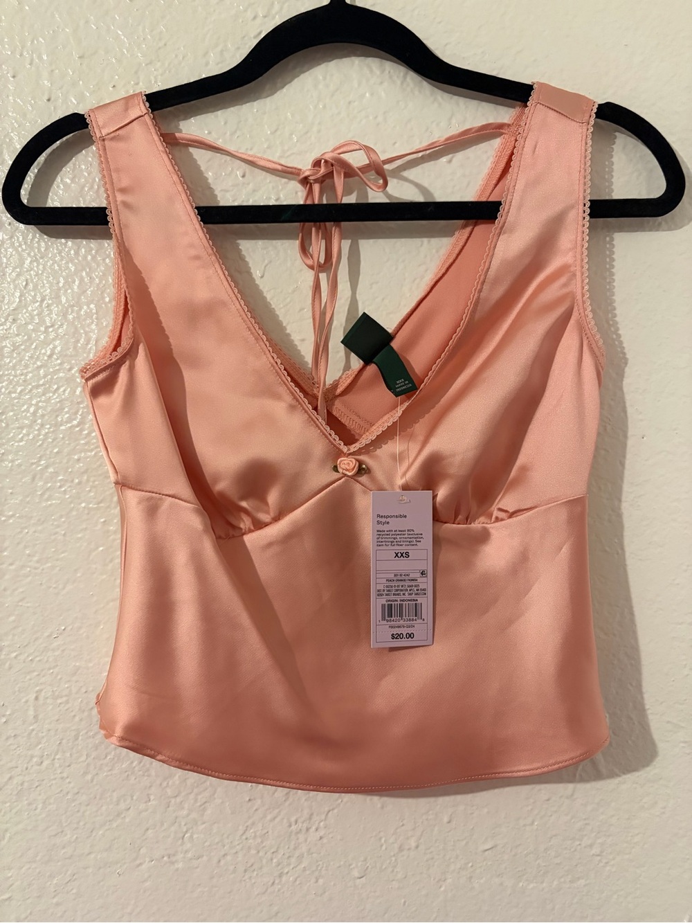 Silky Peach V-Neck Cami Top - Brand: